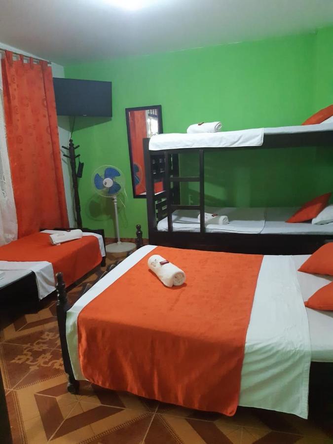 Hostal Villa Cecilia Villavieja Εξωτερικό φωτογραφία