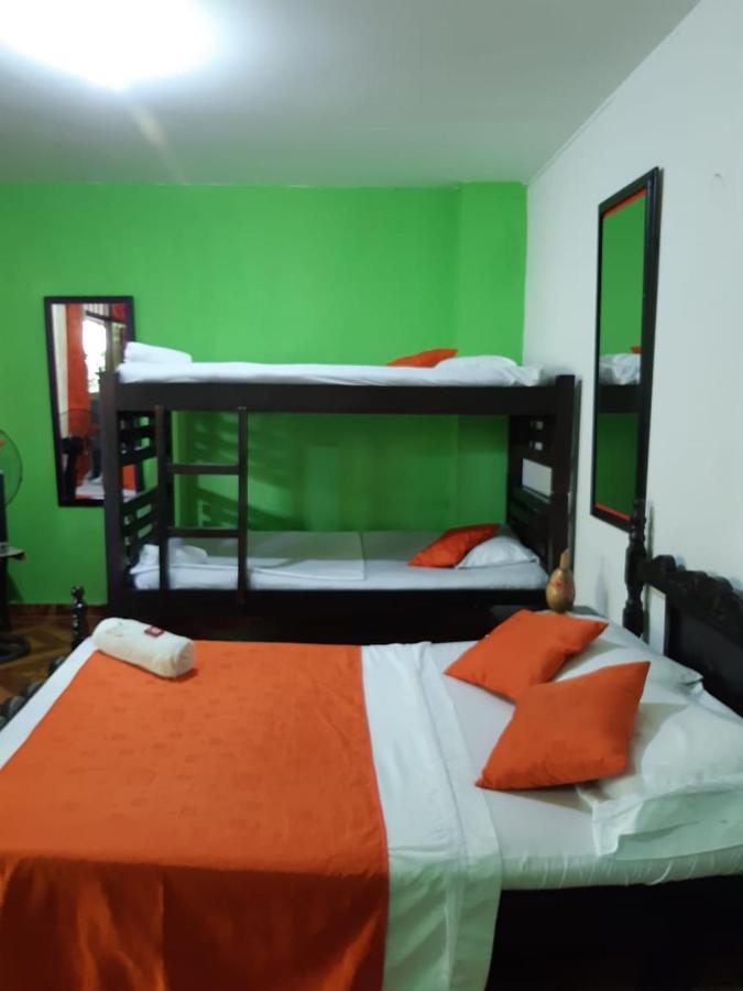 Hostal Villa Cecilia Villavieja Εξωτερικό φωτογραφία