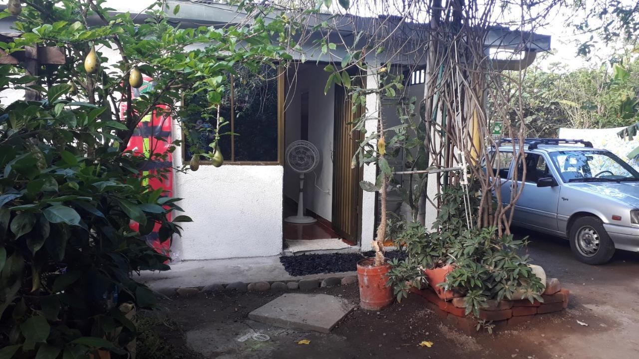 Hostal Villa Cecilia Villavieja Εξωτερικό φωτογραφία