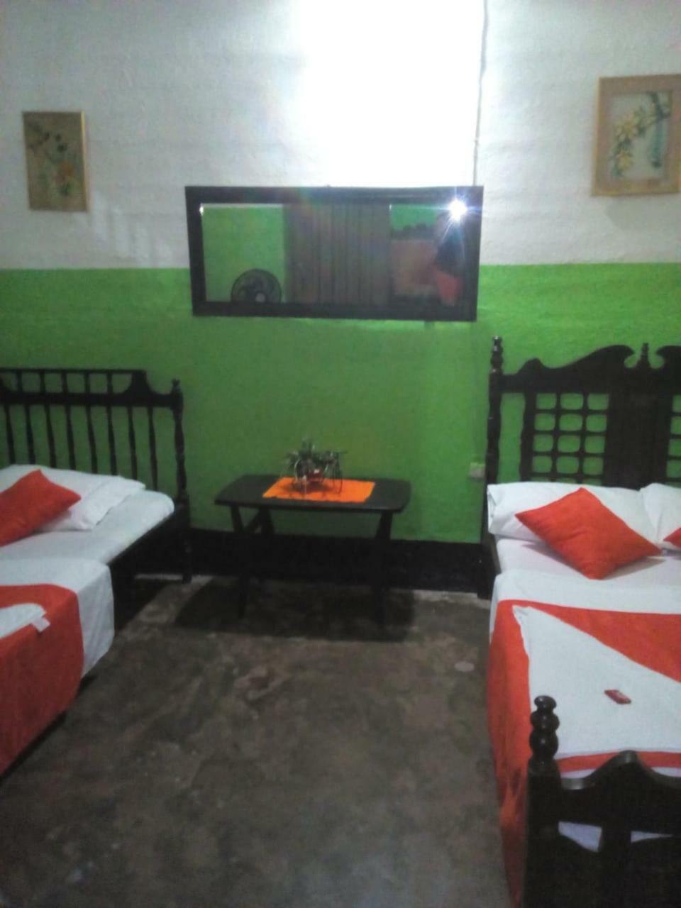 Hostal Villa Cecilia Villavieja Εξωτερικό φωτογραφία